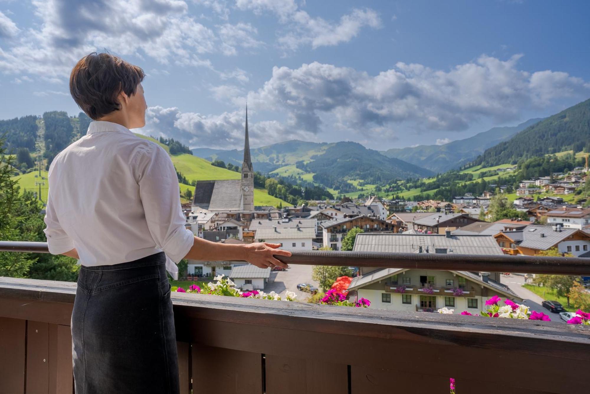 Villa Oxa - Boutique Design Hotel Maria Alm am Steinernen Meer Bagian luar foto